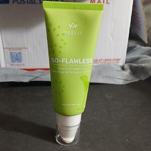 Maelys So-Flawless Body Perfecting Camo In Diva NWOB